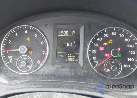 2010 Volkswagen Jetta Limited Edition z USA, uszkodzony, nr VIN 3VWAZ7AJ7AM096618